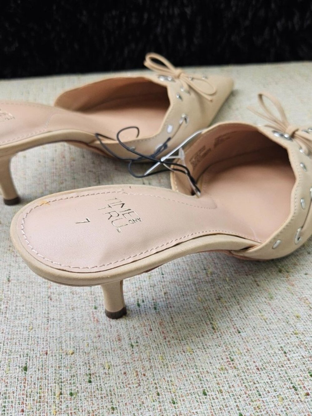 Time And Tru Women Pump Sandal Heel Beige Faux Leather Vegan Upper Size 7 NWT - Picture 5 of 11